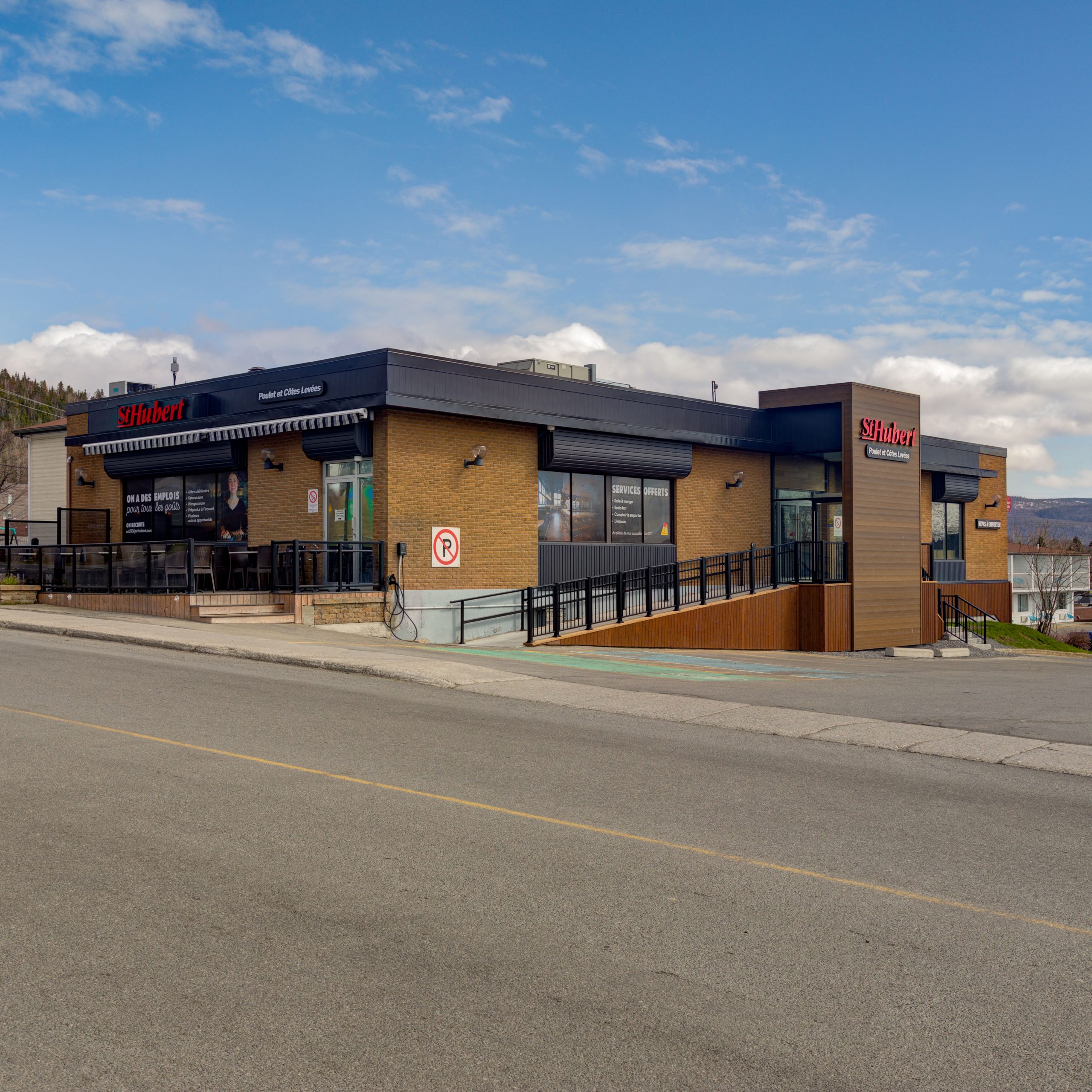 Restaurant St-Hubert Gaspé