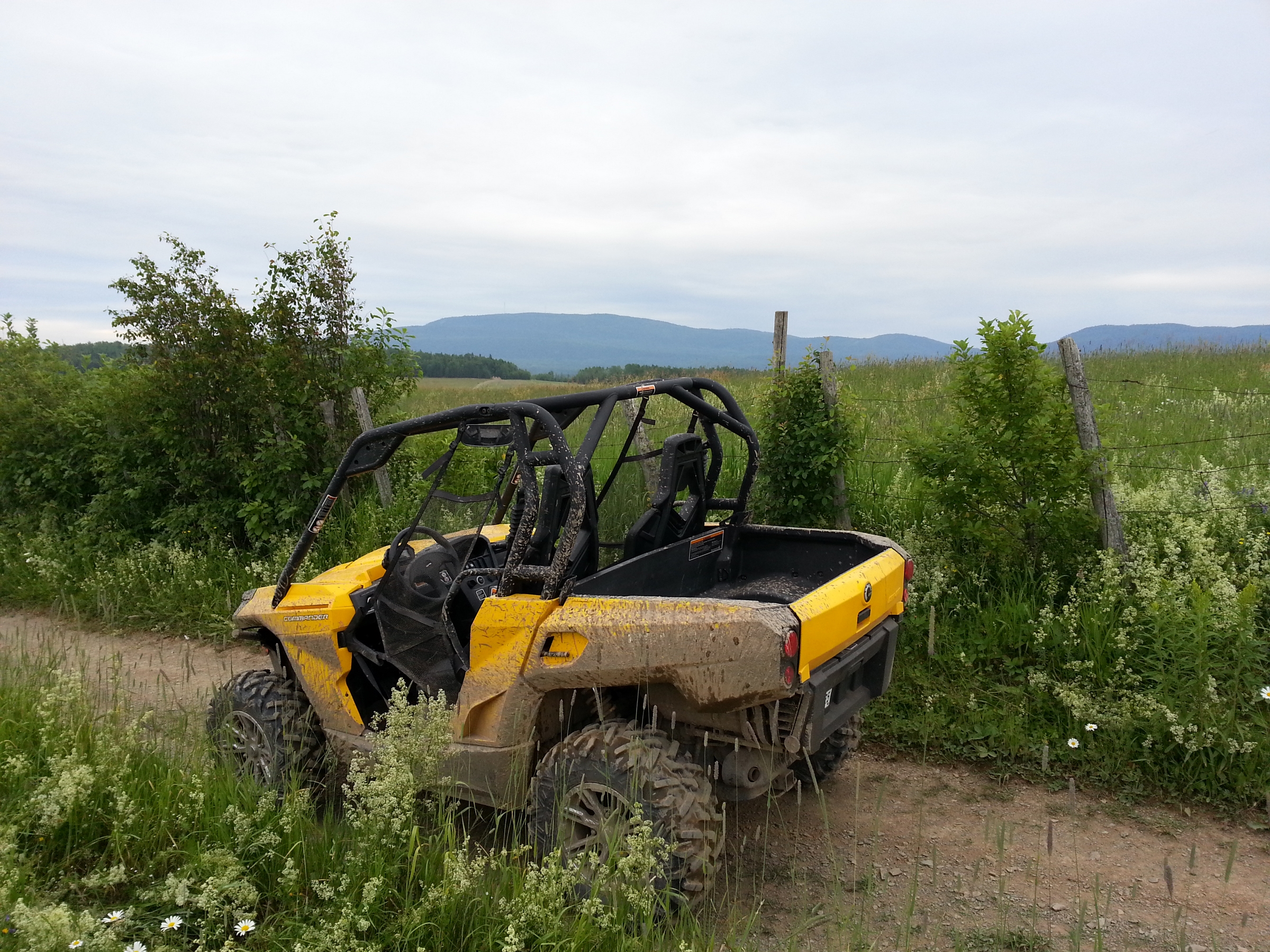 Essais du Can-Am Commander DPS 1000 2013