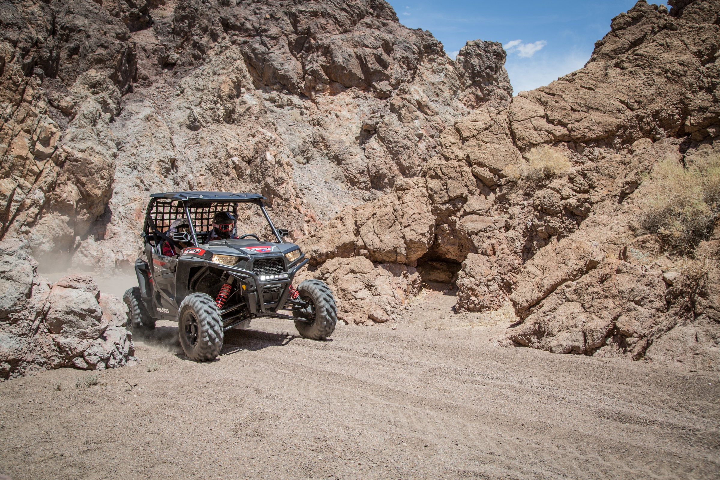 Annonce imminente de la gamme de quad 2015 de Polaris