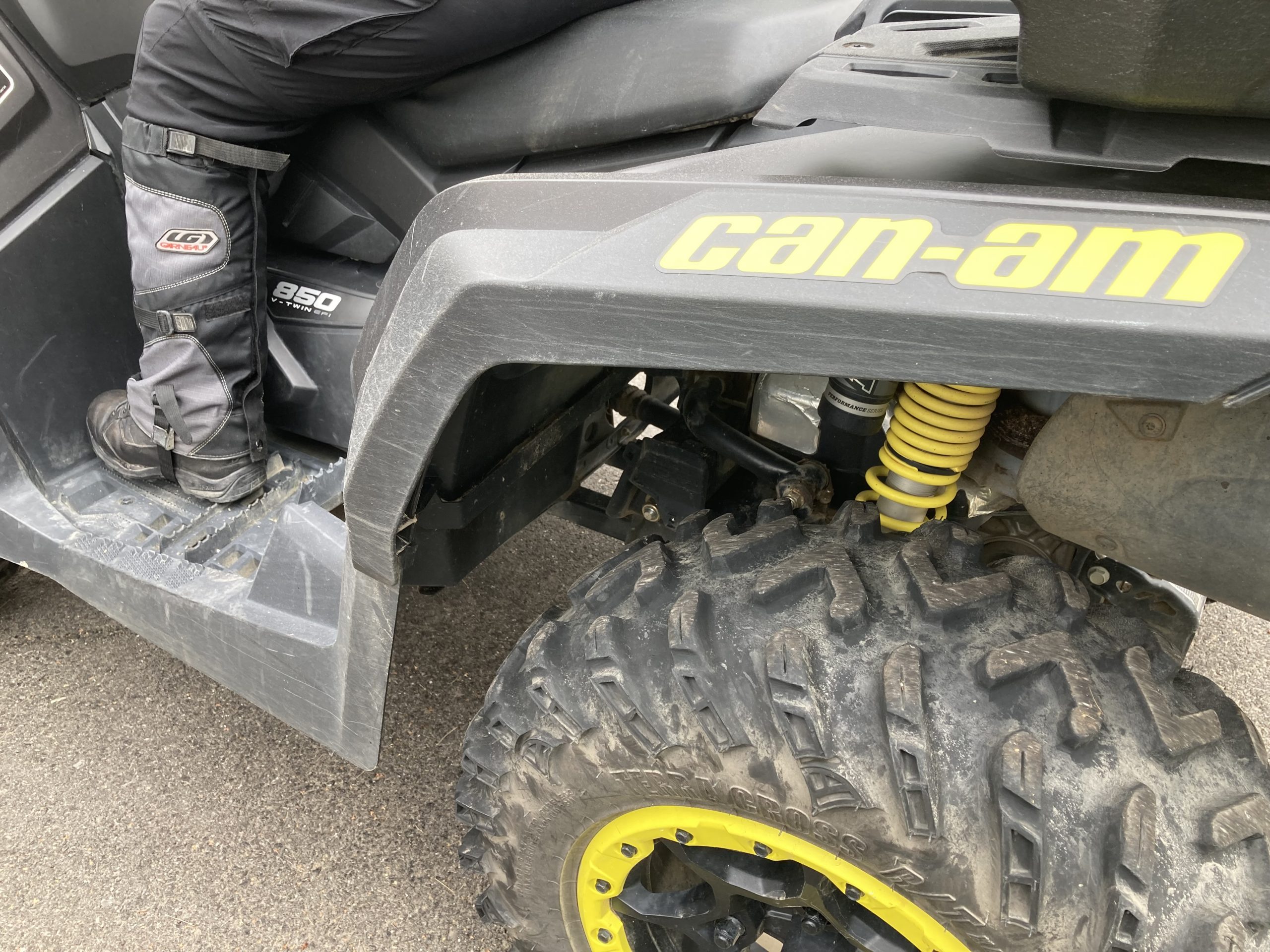 Wearing gaiters to beat the heat of the Can-Am