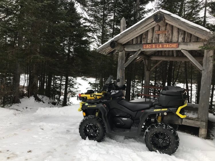 Équipez votre VTT Can-Am pour rester au chaud cet hiver