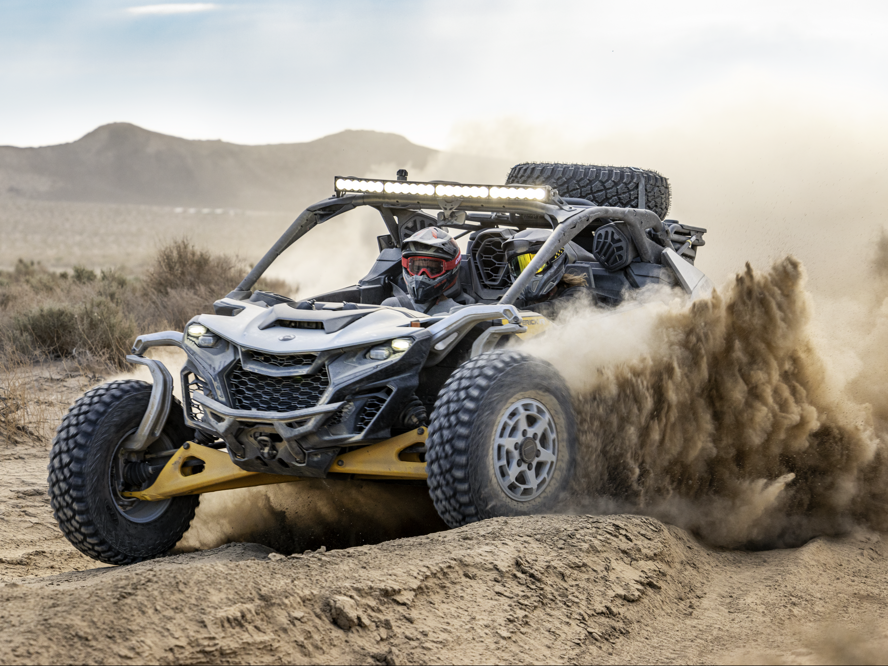 Nouveau Can-Am Maverick R – Un quad pour les dominer tous ?