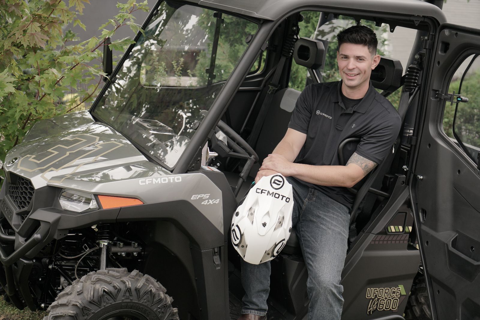 CFMOTO Canada dévoile une édition limitée du « UFORCE 600 CAREY PRICE »
