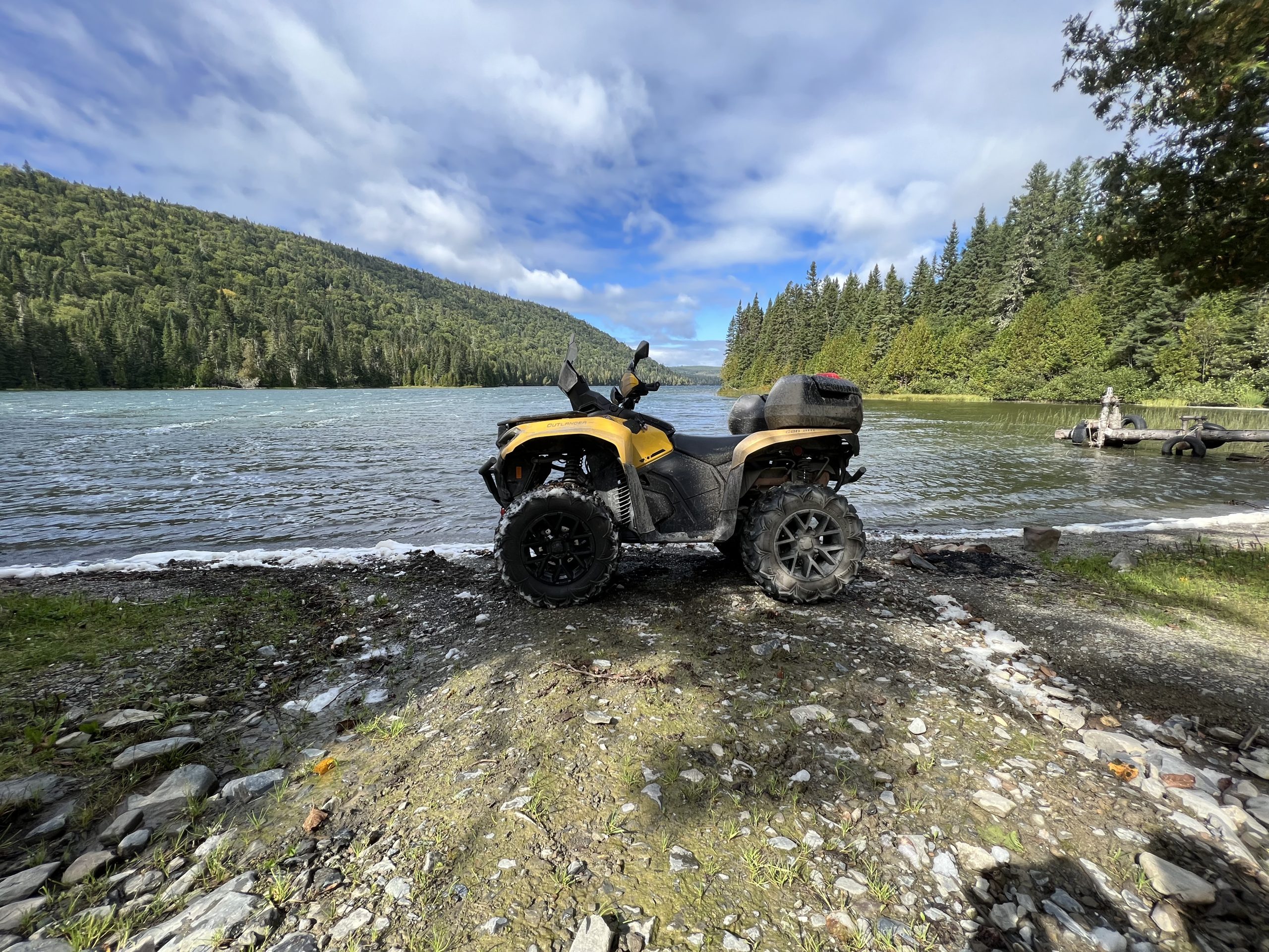 Essai du modèle récréatif Outlander 700 XT 2023 : comparatif avec le Pro XU HD5