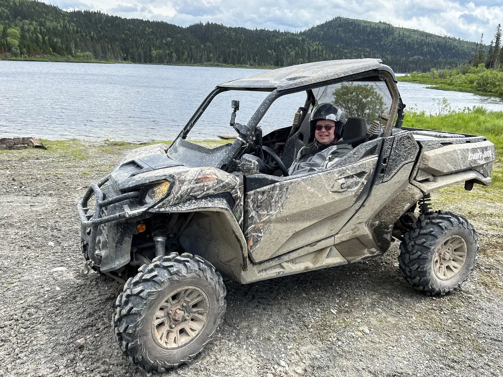 Can-Am Commander XT 1000R — De la polyvalence à revendre