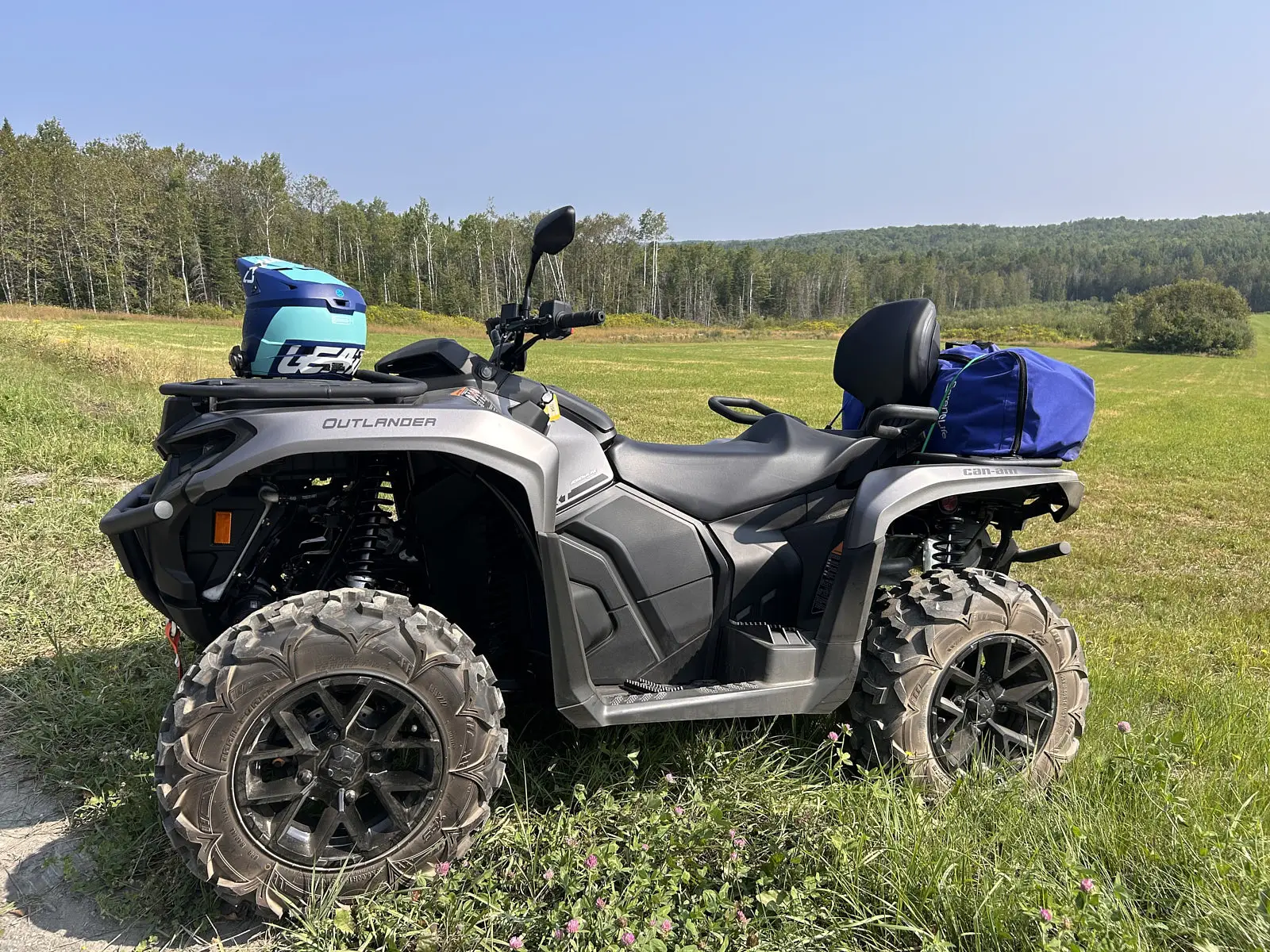 Essai du Can-Am Outlander MAX XT 700 2025 : puissance, confort et polyvalence